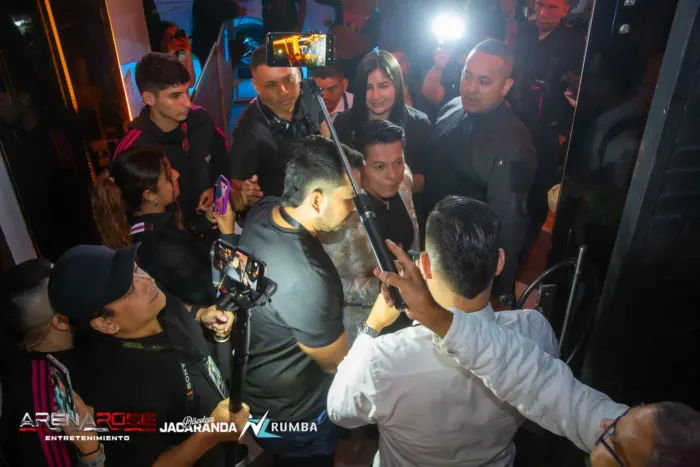 Fernando Burbano — El Príncipe en Arena Rose, foto 3
