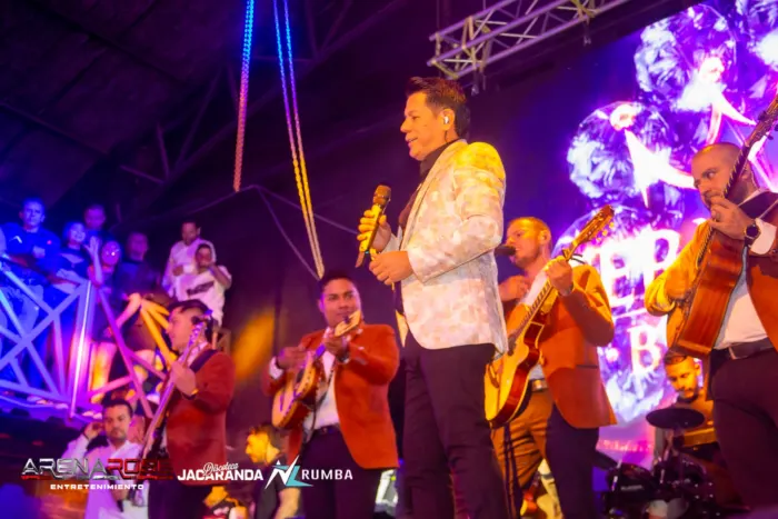 Fernando Burbano — El Príncipe en Arena Rose, foto 4