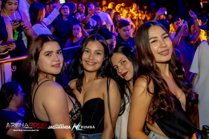 Fernando Burbano — El Príncipe en Arena Rose, foto 6