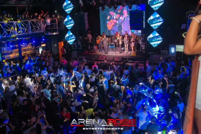 Los Hermanos Lebrón en Arena Rose, foto 1