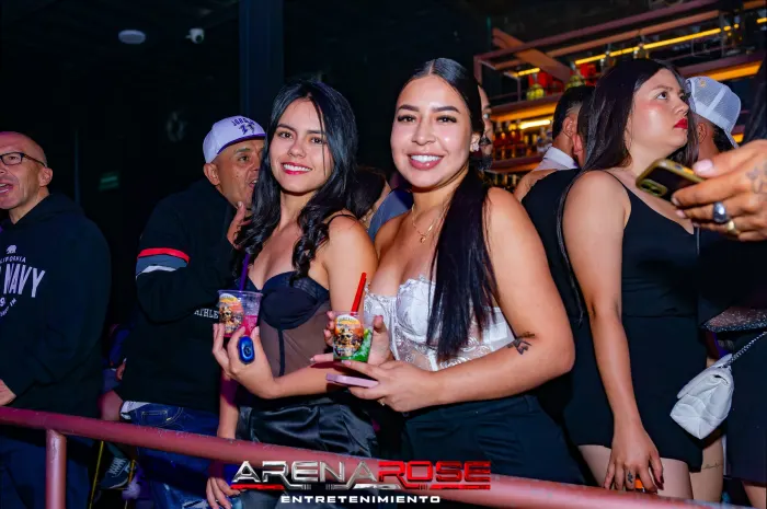 Yelsid — Remember Reggaeton en Arena Rose, foto 6