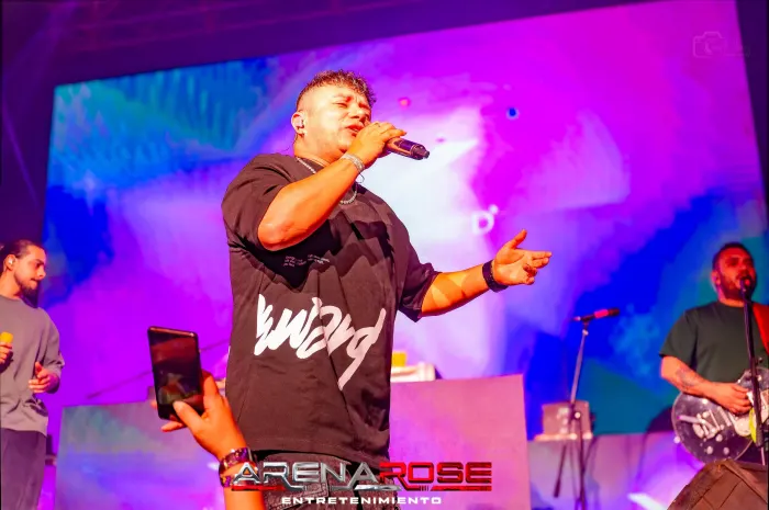 Yelsid — Remember Reggaeton en Arena Rose, foto 7